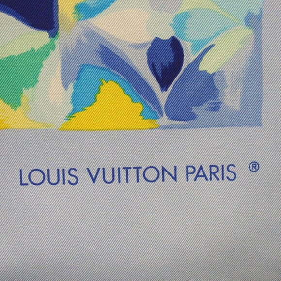 Authentic LOUIS VUITTON scarf silk [Used] - Picture 5 of 7